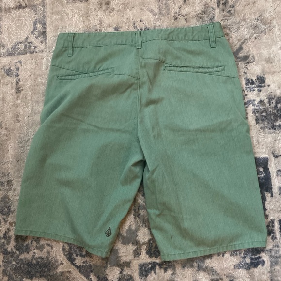 Volcom Shorts - Picture 2 of 2